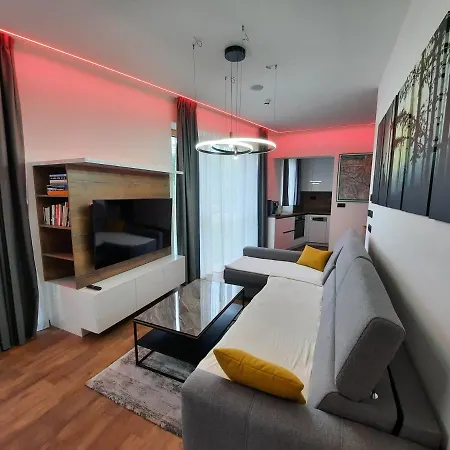 Aparthotel Ovruc - Rodinny 111